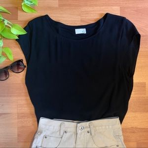 Wilfred Free Aritzia EUC Black Tee
